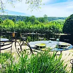 Le Relais Notre Dame 3* カンソン