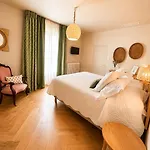 Le Relais Notre Dame 3* カンソン