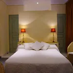 Le Relais Notre Dame ホテル 3*