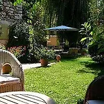 Le Relais Notre Dame ホテル