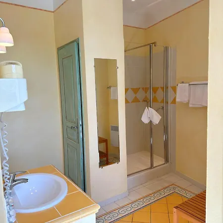 Le Relais Notre Dame 호텔