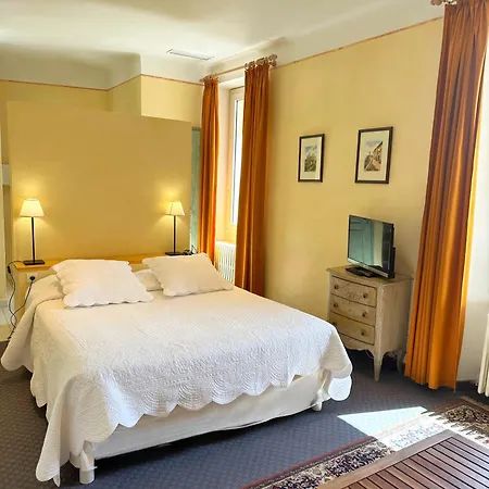 Le Relais Notre Dame 3* 켕송