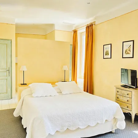 Le Relais Notre Dame 3* 켕송