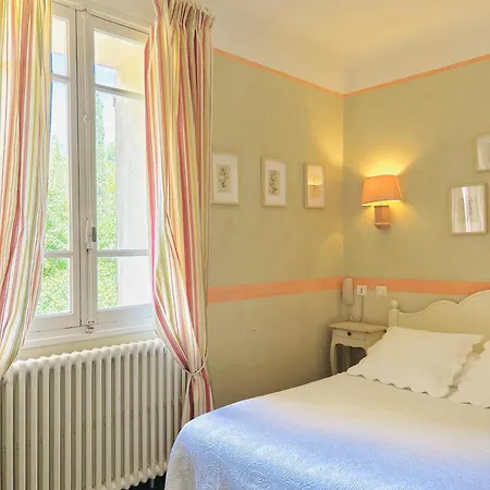 Le Relais Notre Dame 호텔 켕송