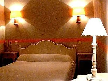 Le Relais Notre Dame 호텔 켕송