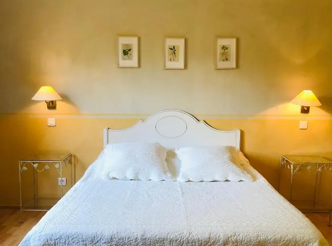 Le Relais Notre Dame 호텔 켕송