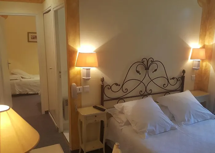 Le Relais Notre Dame 3*