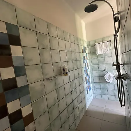 Отель Le Relais Notre Dame Кенсон